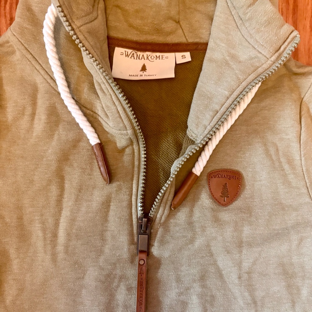 Wanakome 1/4 zip sweatshirt - Picture 2 of 7